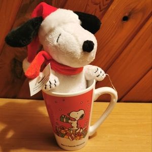 Holiday Snoopy Mug